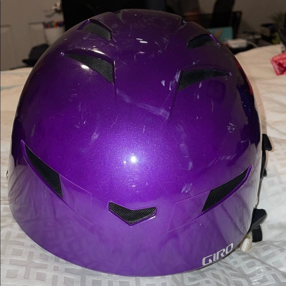 Giro large adult ski helmet